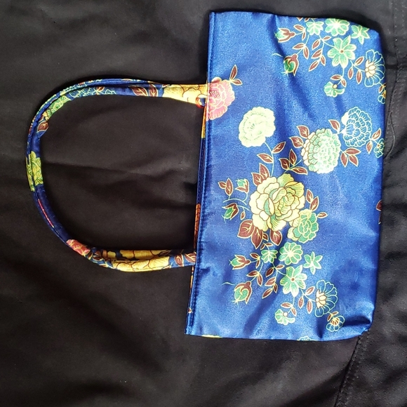 Chinese Purse - Picture 2 of 4